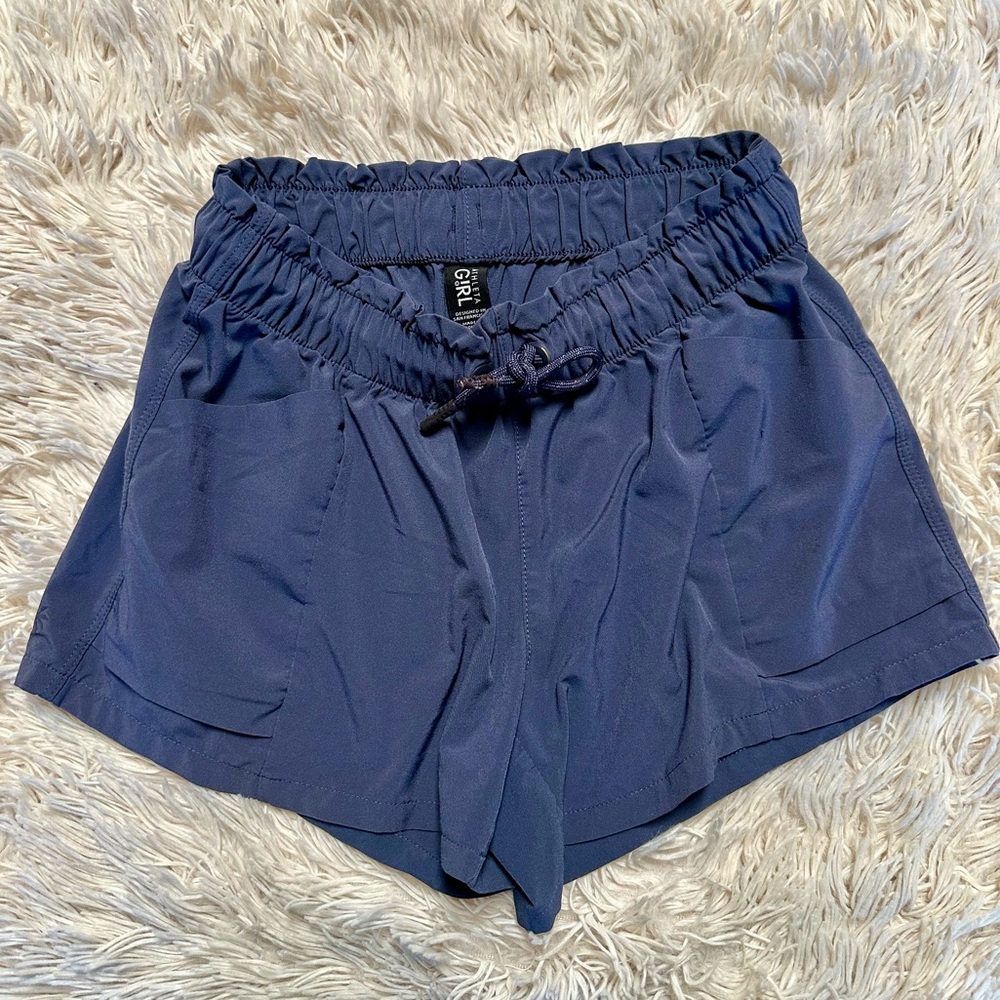 Athleta girl Charcoal shorts Size 8-10